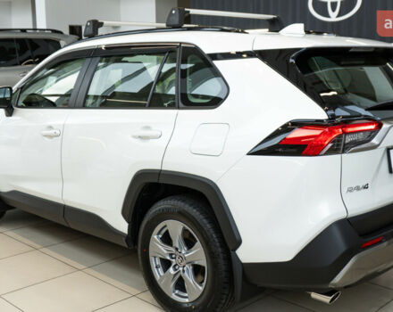 Тойота РАВ 4, об'ємом двигуна 2.49 л та пробігом 0 тис. км за 42650 $, фото 3 на Automoto.ua