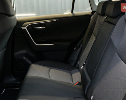 Тойота РАВ 4, об'ємом двигуна 2.49 л та пробігом 0 тис. км за 42650 $, фото 9 на Automoto.ua