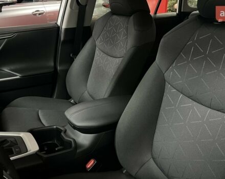 Тойота РАВ 4, об'ємом двигуна 2.49 л та пробігом 0 тис. км за 40508 $, фото 16 на Automoto.ua