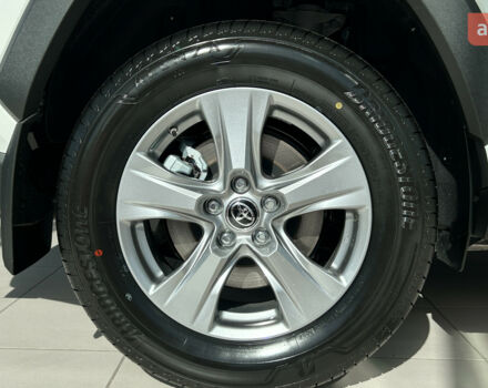 Тойота РАВ 4, об'ємом двигуна 2.49 л та пробігом 0 тис. км за 39316 $, фото 9 на Automoto.ua