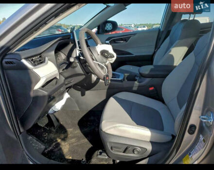 Тойота РАВ 4, об'ємом двигуна 0 л та пробігом 1 тис. км за 23500 $, фото 4 на Automoto.ua