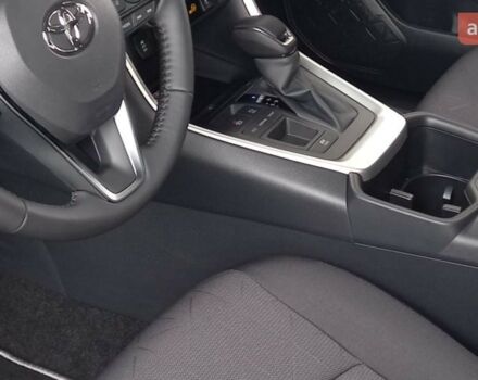 Тойота РАВ 4, об'ємом двигуна 2.49 л та пробігом 0 тис. км за 40000 $, фото 6 на Automoto.ua