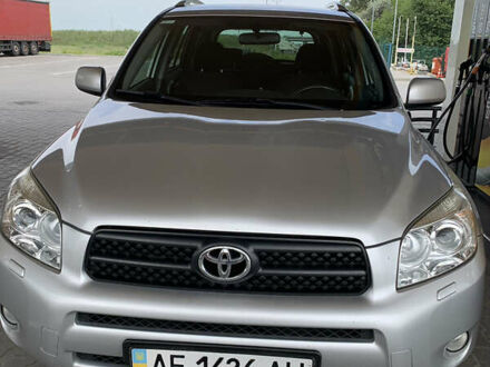 Тойота РАВ 4 2007 в Днепре (Днепропетровске) на Automoto.ua Тойота РАВ 4, объемом двигателя 2 л и пробегом 162 тыс. км за 10500 $, фото 1 на Automoto.ua