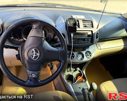 Тойота РАВ 4, объемом двигателя 2.4 л и пробегом 194 тыс. км за 8999 $, фото 1 на Automoto.ua