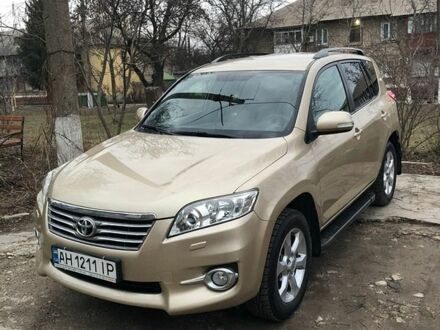Тойота РАВ 4, объемом двигателя 2 л и пробегом 167 тыс. км за 12800 $, фото 1 на Automoto.ua