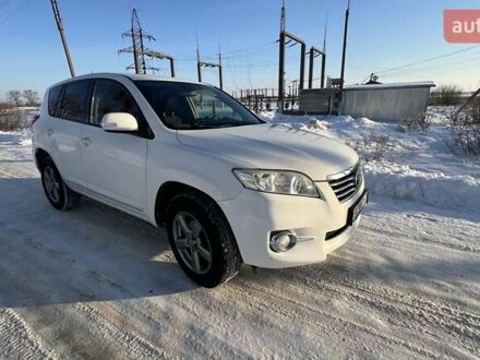 Тойота РАВ 4, объемом двигателя 2.2 л и пробегом 255 тыс. км за 12600 $, фото 1 на Automoto.ua