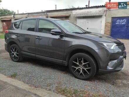 Тойота РАВ 4 2015 в Измаиле на Automoto.ua Тойота РАВ 4, объемом двигателя 2 л и пробегом 130 тыс. км за 20200 $, фото 1 на Automoto.ua