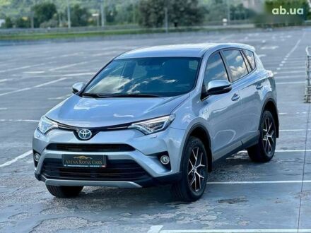 Тойота РАВ 4, объемом двигателя 0 л и пробегом 164 тыс. км за 25700 $, фото 1 на Automoto.ua