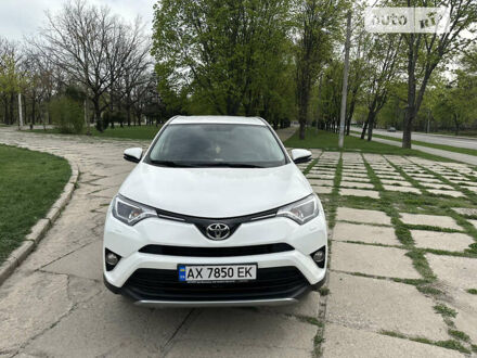 Тойота РАВ 4, об'ємом двигуна 1.99 л та пробігом 74 тис. км за 23700 $, фото 1 на Automoto.ua