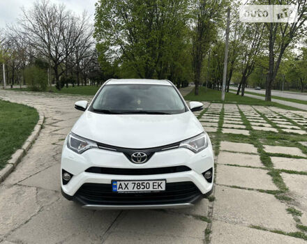 Тойота РАВ 4, объемом двигателя 1.99 л и пробегом 74 тыс. км за 23700 $, фото 1 на Automoto.ua