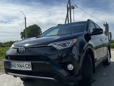 Тойота РАВ 4 2017 в Тячеве на Automoto.ua Тойота РАВ 4, объемом двигателя 2.49 л и пробегом 50 тыс. км за 25000 $, фото 1 на Automoto.ua
