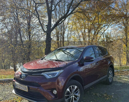 Тойота РАВ 4 2017 в Тетиеве на Automoto.ua Тойота РАВ 4, объемом двигателя 2.5 л и пробегом 105 тыс. км за 24800 $, фото 1 на Automoto.ua