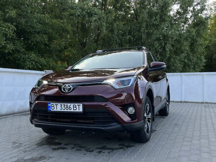 Тойота РАВ 4 2017 у Чернівцях на Automoto.ua Тойота РАВ 4, об'ємом двигуна 1.99 л та пробігом 68 тис. км за 22000 $, фото 1 на Automoto.ua