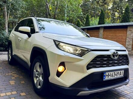 Тойота РАВ 4, объемом двигателя 2 л и пробегом 132 тыс. км за 23900 $, фото 1 на Automoto.ua