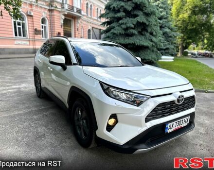 Тойота РАВ 4, об'ємом двигуна 2 л та пробігом 40 тис. км за 21000 $, фото 1 на Automoto.ua