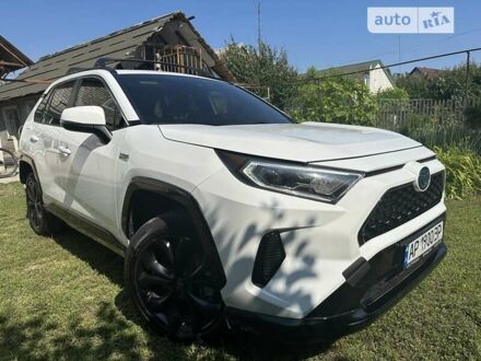 Тойота РАВ 4 2021 у Запоріжжя на Automoto.ua Тойота РАВ 4, об'ємом двигуна 2.5 л та пробігом 30 тис. км за 42500 $, фото 1 на Automoto.ua