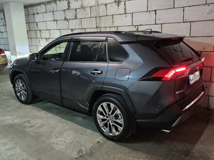 Тойота РАВ 4, объемом двигателя 2.5 л и пробегом 19 тыс. км за 48500 $, фото 1 на Automoto.ua