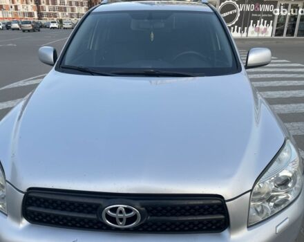 Серый Тойота РАВ 4, объемом двигателя 0 л и пробегом 347 тыс. км за 9900 $, фото 1 на Automoto.ua