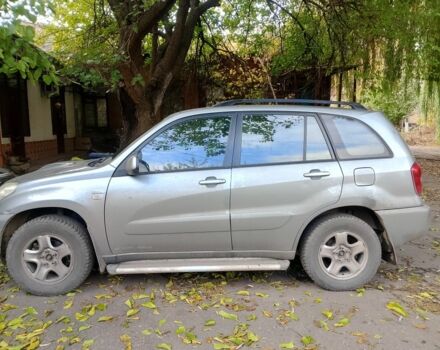 Тойота РАВ 4 2004 в Славянске на Automoto.ua Серый Тойота РАВ 4, объемом двигателя 0 л и пробегом 311 тыс. км за 4000 $, фото 3 на Automoto.ua
