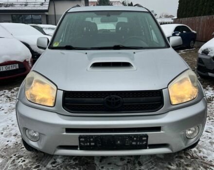 Серый Тойота РАВ 4, объемом двигателя 2 л и пробегом 260 тыс. км за 2900 $, фото 1 на Automoto.ua