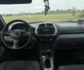 Серый Тойота РАВ 4, объемом двигателя 2 л и пробегом 280 тыс. км за 3700 $, фото 5 на Automoto.ua