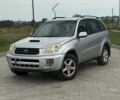 Серый Тойота РАВ 4, объемом двигателя 2 л и пробегом 280 тыс. км за 3700 $, фото 1 на Automoto.ua