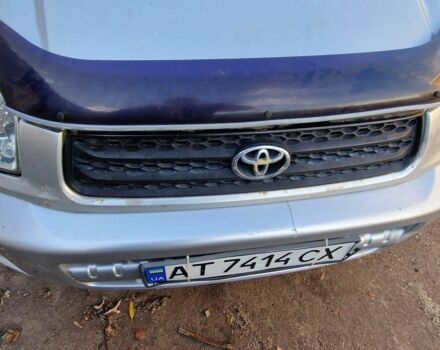 Серый Тойота РАВ 4, объемом двигателя 2 л и пробегом 381 тыс. км за 3700 $, фото 3 на Automoto.ua