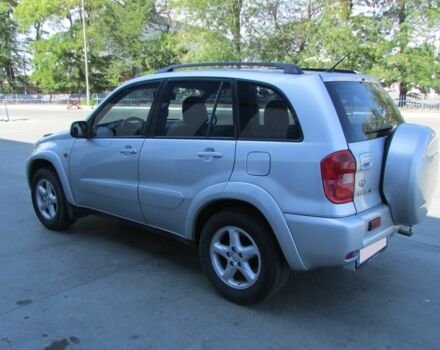 Серый Тойота РАВ 4, объемом двигателя 2 л и пробегом 168 тыс. км за 6987 $, фото 1 на Automoto.ua