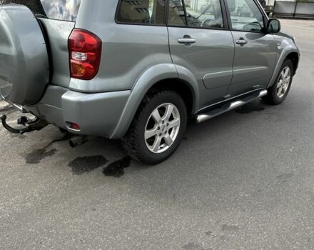 Серый Тойота РАВ 4, объемом двигателя 2 л и пробегом 320 тыс. км за 4000 $, фото 11 на Automoto.ua