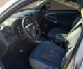 Серый Тойота РАВ 4, объемом двигателя 2 л и пробегом 196 тыс. км за 7600 $, фото 3 на Automoto.ua
