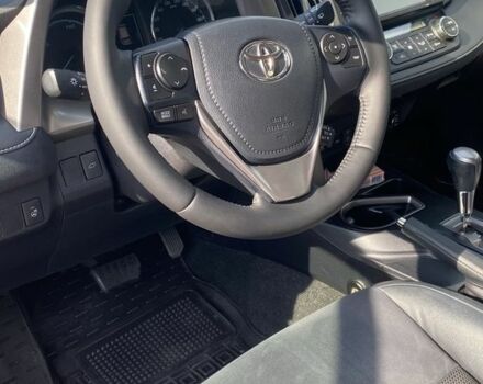 Серый Тойота РАВ 4, объемом двигателя 2.5 л и пробегом 190 тыс. км за 23000 $, фото 2 на Automoto.ua