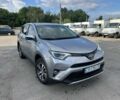 Сірий Тойота РАВ 4, об'ємом двигуна 2 л та пробігом 149 тис. км за 17114 $, фото 1 на Automoto.ua