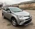 Сірий Тойота РАВ 4, об'ємом двигуна 2 л та пробігом 146 тис. км за 19500 $, фото 2 на Automoto.ua