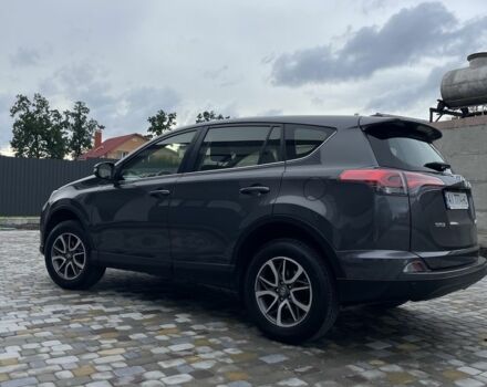 Сірий Тойота РАВ 4, об'ємом двигуна 2 л та пробігом 211 тис. км за 18000 $, фото 11 на Automoto.ua