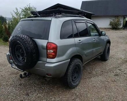 Сірий Тойота РАВ 4, об'ємом двигуна 2.2 л та пробігом 234 тис. км за 2000 $, фото 6 на Automoto.ua