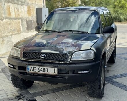 Серый Тойота РАВ 4, объемом двигателя 2 л и пробегом 266 тыс. км за 2999 $, фото 4 на Automoto.ua
