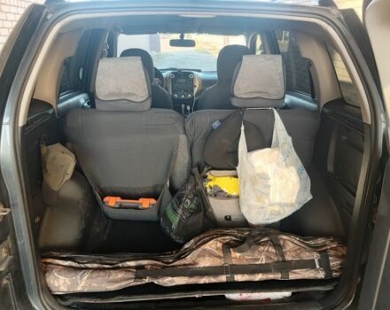 Сірий Тойота РАВ 4, об'ємом двигуна 2 л та пробігом 326 тис. км за 4150 $, фото 4 на Automoto.ua