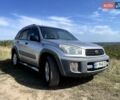 Серый Тойота РАВ 4, объемом двигателя 2 л и пробегом 198 тыс. км за 6800 $, фото 1 на Automoto.ua