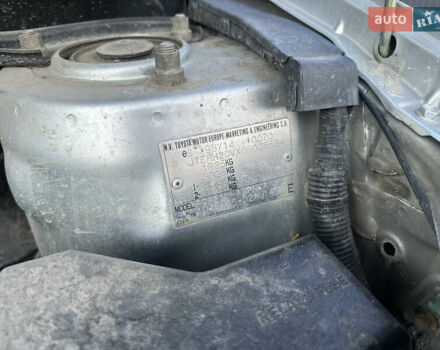 Сірий Тойота РАВ 4, об'ємом двигуна 2 л та пробігом 206 тис. км за 7800 $, фото 41 на Automoto.ua