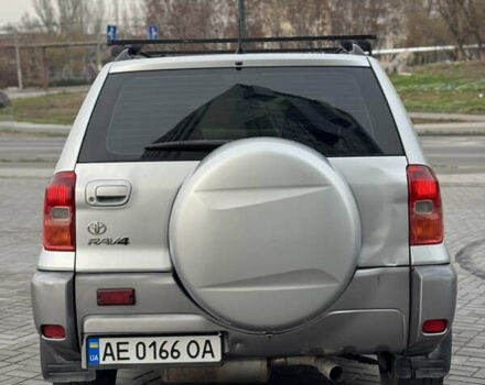 Серый Тойота РАВ 4, объемом двигателя 2 л и пробегом 242 тыс. км за 5499 $, фото 3 на Automoto.ua