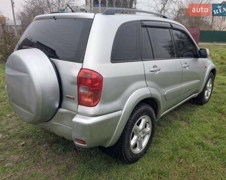 Серый Тойота РАВ 4, объемом двигателя 2 л и пробегом 250 тыс. км за 6700 $, фото 12 на Automoto.ua