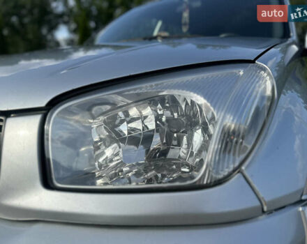 Сірий Тойота РАВ 4, об'ємом двигуна 2 л та пробігом 206 тис. км за 7800 $, фото 12 на Automoto.ua