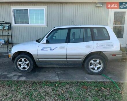 Серый Тойота РАВ 4, объемом двигателя 0 л и пробегом 126 тыс. км за 6999 $, фото 3 на Automoto.ua