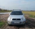 Сірий Тойота РАВ 4, об'ємом двигуна 2 л та пробігом 70 тис. км за 4800 $, фото 1 на Automoto.ua