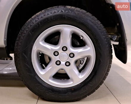 Серый Тойота РАВ 4, объемом двигателя 2 л и пробегом 275 тыс. км за 6900 $, фото 41 на Automoto.ua