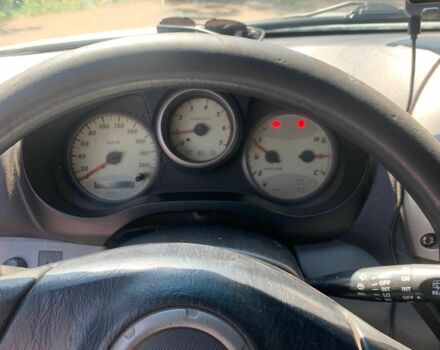 Сірий Тойота РАВ 4, об'ємом двигуна 2 л та пробігом 368 тис. км за 3800 $, фото 5 на Automoto.ua