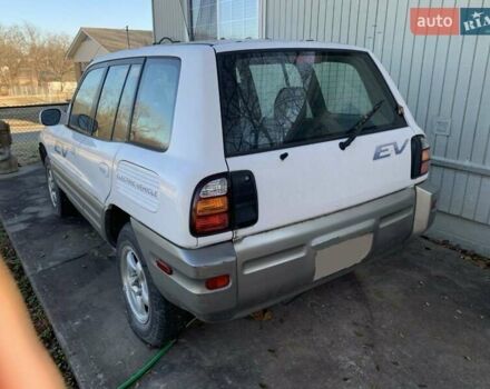 Серый Тойота РАВ 4, объемом двигателя 0 л и пробегом 126 тыс. км за 6999 $, фото 4 на Automoto.ua