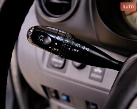 Серый Тойота РАВ 4, объемом двигателя 2 л и пробегом 275 тыс. км за 6900 $, фото 20 на Automoto.ua