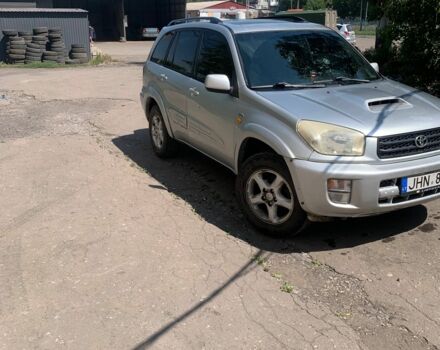 Сірий Тойота РАВ 4, об'ємом двигуна 2 л та пробігом 368 тис. км за 3800 $, фото 1 на Automoto.ua