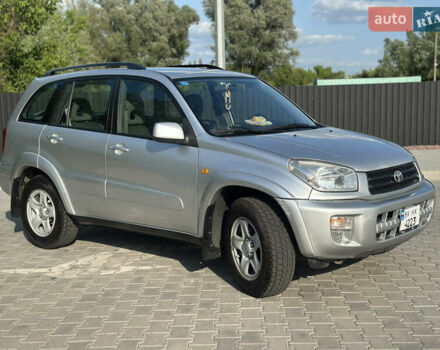 Сірий Тойота РАВ 4, об'ємом двигуна 2 л та пробігом 206 тис. км за 7800 $, фото 4 на Automoto.ua